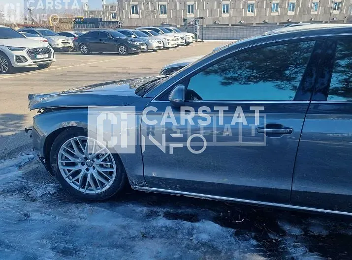Photo 2 of 37: 2015 Audi A8L 60 TFSI quattro, VIN WAUZZZ4H9FN009984 — Korean insurance auction