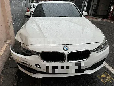 Photo 1 of 34: 2017 BMW 320d — Korean insurance auction