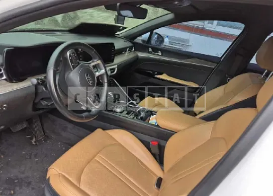 Photo 2 of 19: 2020 Kia K5 — Korean insurance auction