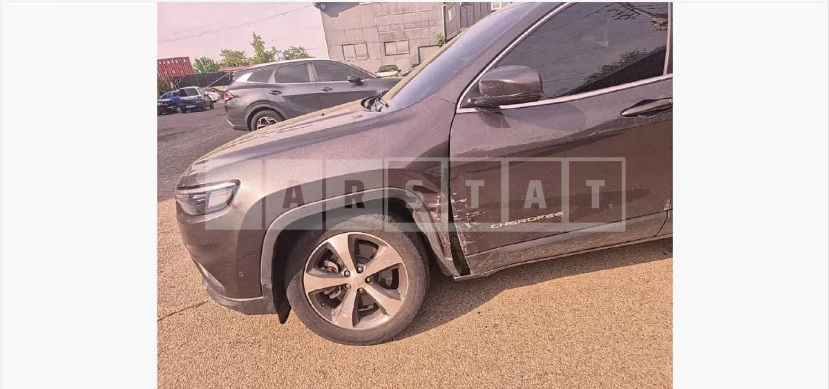 Photo 2 of 17: 2020 Jeep Zip Cherokee 2.4 FWD — Korean insurance auction