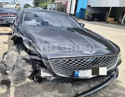 Photo 1 of 42: 2021 Genesis G80 — Korean insurance auction