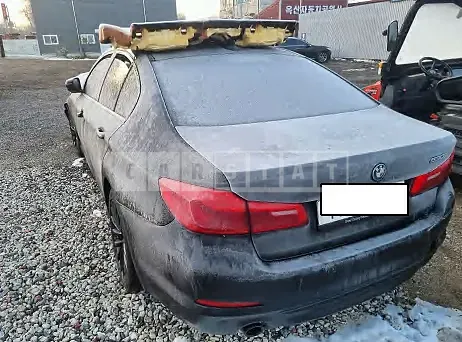Photo 2 of 8: 2018 BMW 520i, VIN WBAJK7108JBP71492 — Korean insurance auction