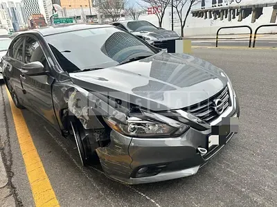 Photo 1 of 8: 2017 Nissan Altima 2.5 — Korean insurance auction