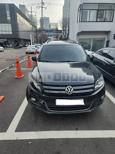 Photo 1 of 14: 2016 Volkswagen Tiguan 2.0 TDI BMT, VIN WVGZZZ5NZGW563245 — Korean insurance auction