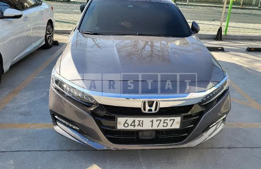 Photo 2 of 42: 2018 Honda Accord Hybrid, VIN 1HGCV3690JA511897 — Korean insurance auction