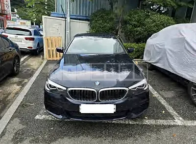 Photo 1 of 37: 2018 BMW 520d — Korean insurance auction