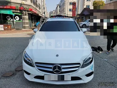 Photo 1 of 9: 2020 Mercedes-Benz C220 d 4Matic — Korean insurance auction