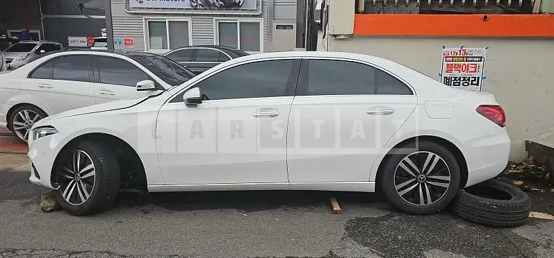 Photo 2 of 13: 2021 Mercedes-Benz A220 Sedan — Korean insurance auction