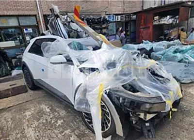 Photo 1 of 15: 2022 Hyundai Modern Ionic 5 — Korean insurance auction