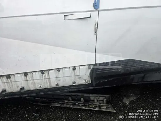 Photo 2 of 10: 2022 Hyundai IONIQ 5 — Korean insurance auction