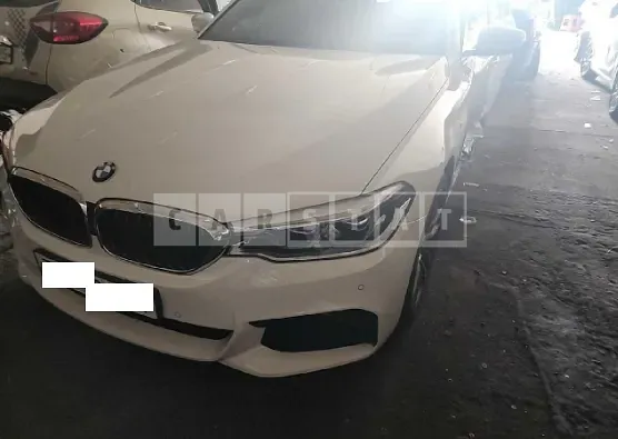 Photo 2 of 41: 2020 BMW 520i M Sport Package — Korean insurance auction