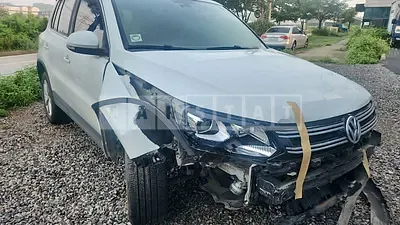 Photo 1 of 17: 2016 Volkswagen Tiguan 2.0 TDI BMT, VIN WVGZZZ5NZGW556044 — Korean insurance auction
