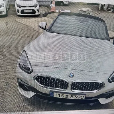 Photo 1 of 19: 2022 BMW Z4 sDrive 20i — Korean insurance auction