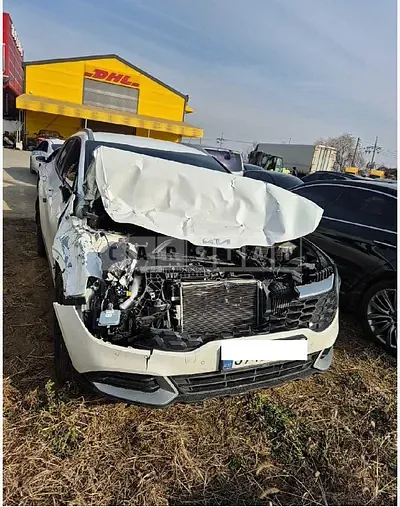 Photo 1 of 12: 2022 Kia Sportage — Korean insurance auction