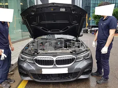Photo 1 of 6: 2020 BMW 320i M Sport Package, VIN WBA5X5100LFJ80883 — Korean insurance auction