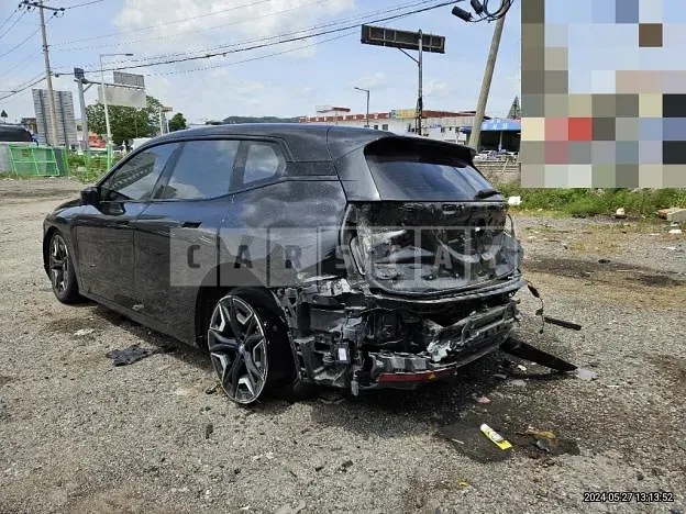 Photo 2 of 24: 2023 BMW iX xDrive50 — Korean insurance auction