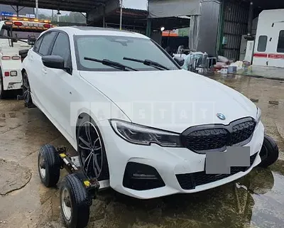 2020 BMW 330e