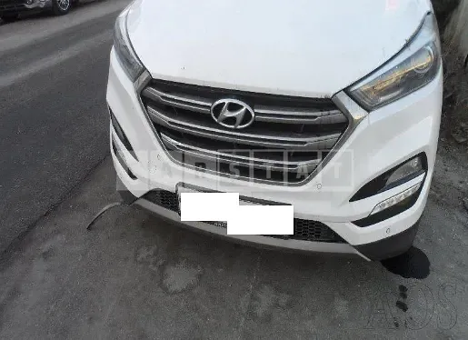 Photo 2 of 17: 2017 Hyundai Tucson, VIN KMHJ581ABHU269322 — Korean insurance auction