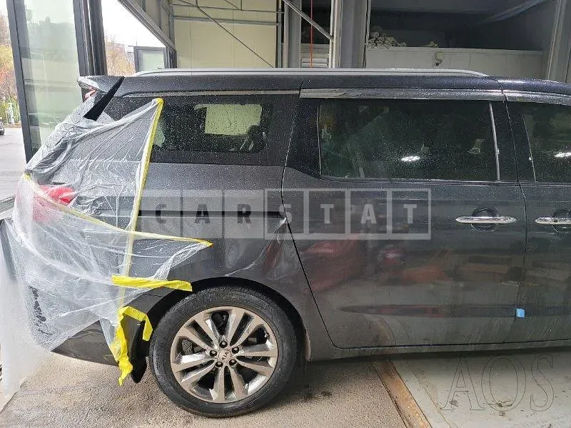 Photo 2 of 42: 2018 Kia Carnival, VIN KNAMD81ABJS424396 — Korean insurance auction