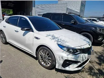 Photo 1 of 16: 2019 Kia K5 2.0 — Korean insurance auction