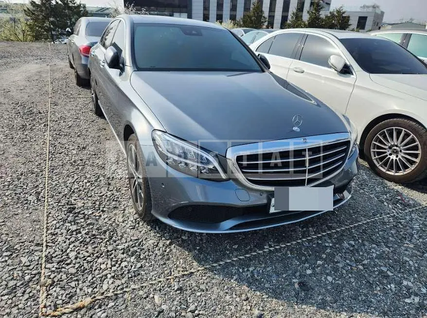 Photo 2 of 5: 2019 Mercedes-Benz C220 d 4Matic — Korean insurance auction