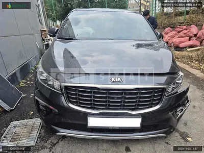 Photo 1 of 17: 2018 Kia Carnival, VIN KNAME81ABKS474050 — Korean insurance auction