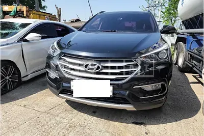 Photo 1 of 18: 2016 Hyundai Santa Fe — Korean insurance auction