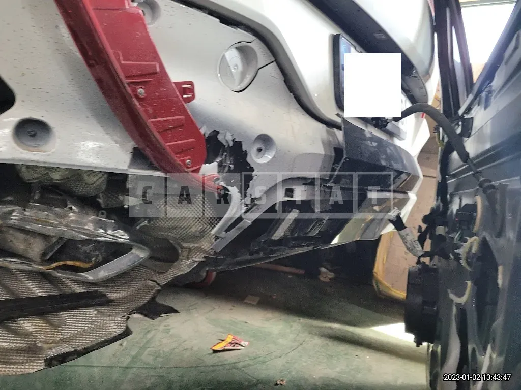 Photo 2 of 37: 2021 BMW X6 xDrive 30d, VIN WBAGT8102M9H07878 — Korean insurance auction