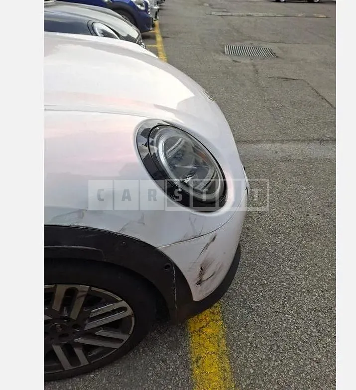 Photo 2 of 39: 2025 MINI Cooper C — Korean insurance auction