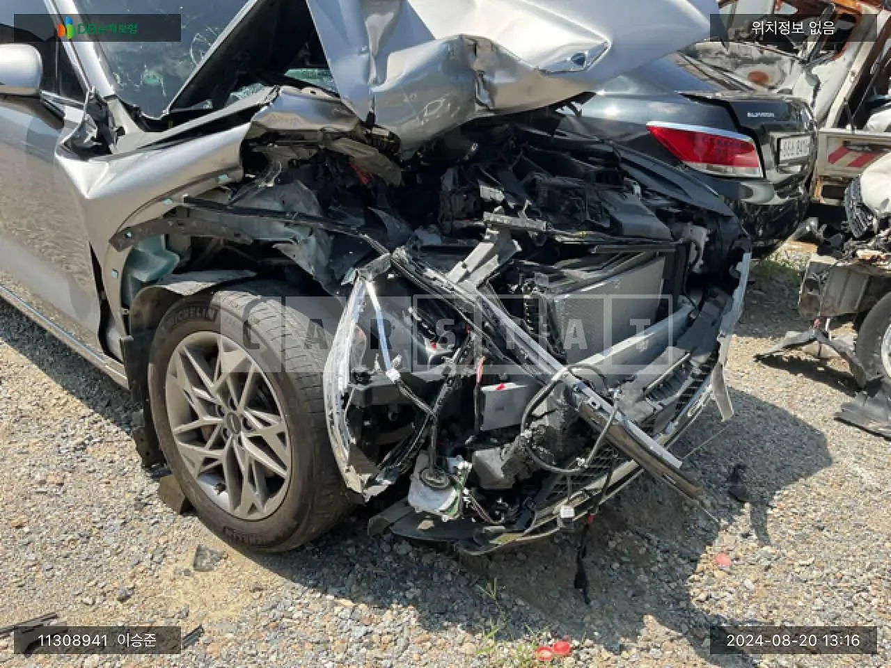 Photo 2 of 9: 2022 Genesis GV70, VIN KMTMC81CDPU092945 — Korean insurance auction