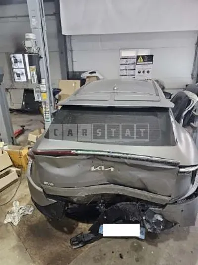 Photo 1 of 22: 2023 Kia EV6 — Korean insurance auction