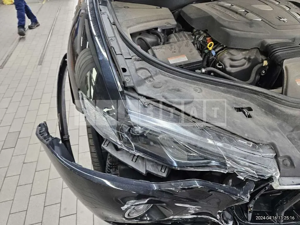 Photo 2 of 34: 2017 Maserati Levante Diesel — Korean insurance auction