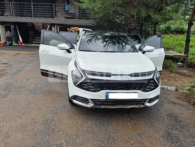 Photo 1 of 9: 2022 Kia Sportage — Korean insurance auction