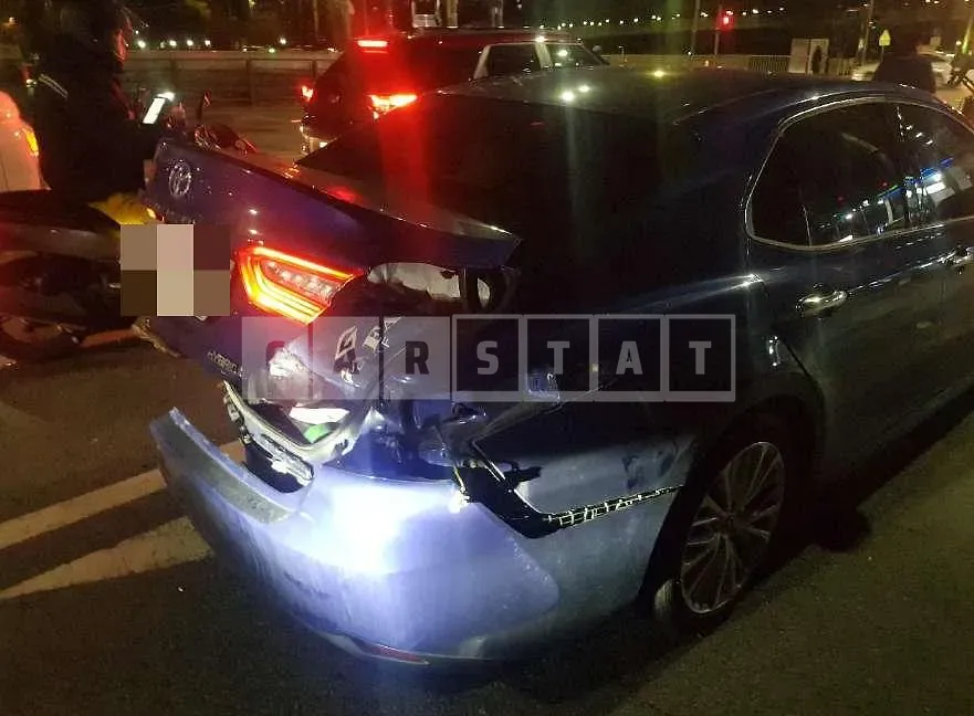 Photo 2 of 21: 2018 Toyota Camry Hybrid, VIN JTNB21HK7J3004329 — Korean insurance auction