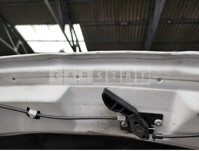 Photo 2 of 19: 2015 BMW 520d, VIN WBA5E5103FG058331 — Korean insurance auction