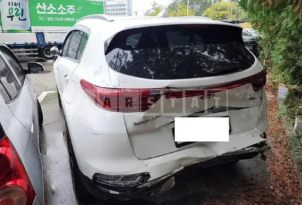 Photo 2 of 15: 2020 Kia Sportage, VIN KNAPN813BLK823637 — Korean insurance auction
