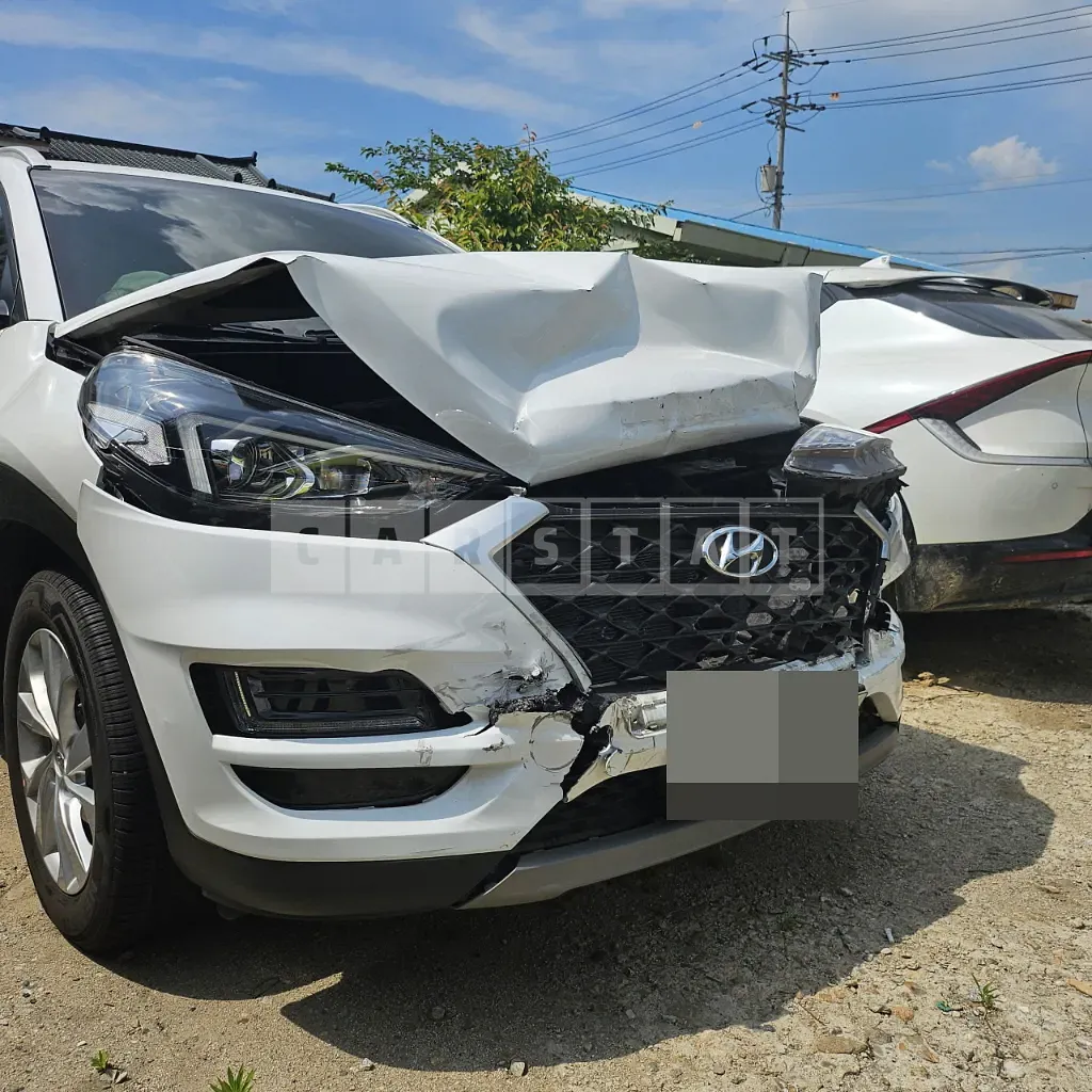 Photo 2 of 20: 2019 Hyundai Tucson — Korean insurance auction