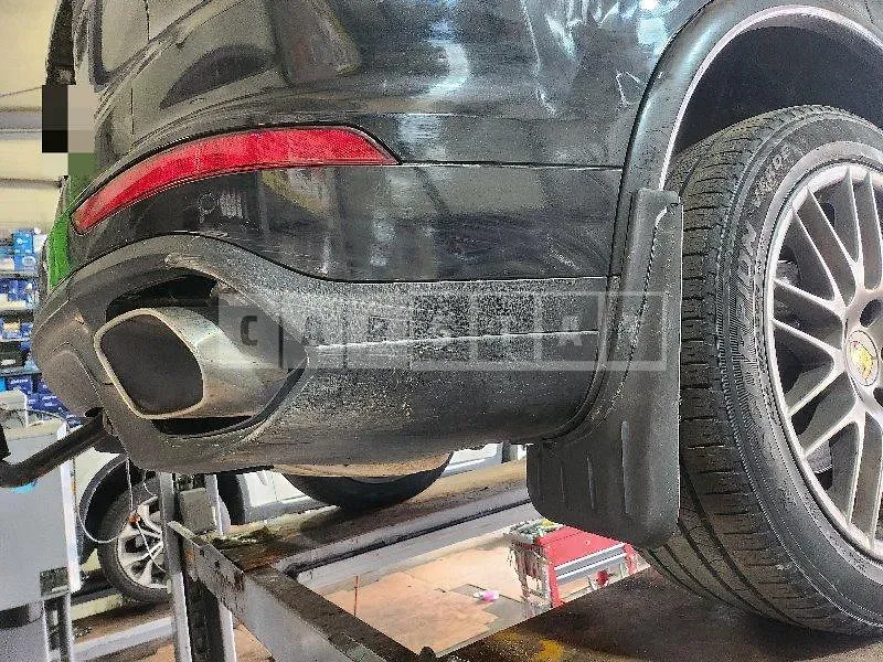 Photo 2 of 42: 2017 Porsche Cayenne Diesel — Korean insurance auction