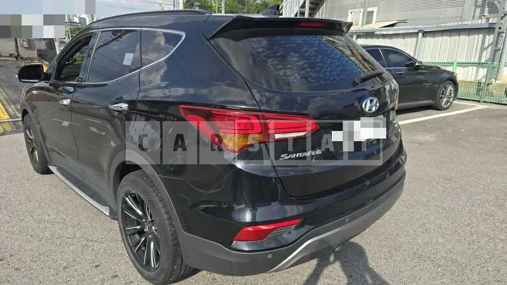Photo 2 of 9: 2016 Hyundai Santa Fe DM 2.2 (4WD) — Korean insurance auction