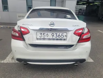 Photo 1 of 22: 2017 Nissan Altima 2.5, VIN 1N4AL3AP5HC183792 — Korean insurance auction