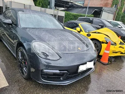 Photo 1 of 36: 2019 Porsche Panamera GTS, VIN WP0AG2977KL140172 — Korean insurance auction