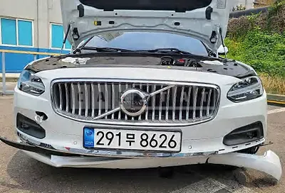 Photo 1 of 18: 2022 Volvo S90B6 AWD, VIN LVYPT062CNP266406 — Korean insurance auction