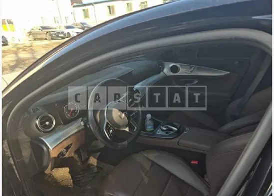 Photo 2 of 45: 2020 Mercedes-Benz E250 — Korean insurance auction