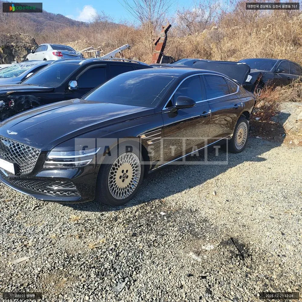 Photo 2 of 14: 2021 Genesis G80, VIN KMTGB41CBMU067428 — Korean insurance auction