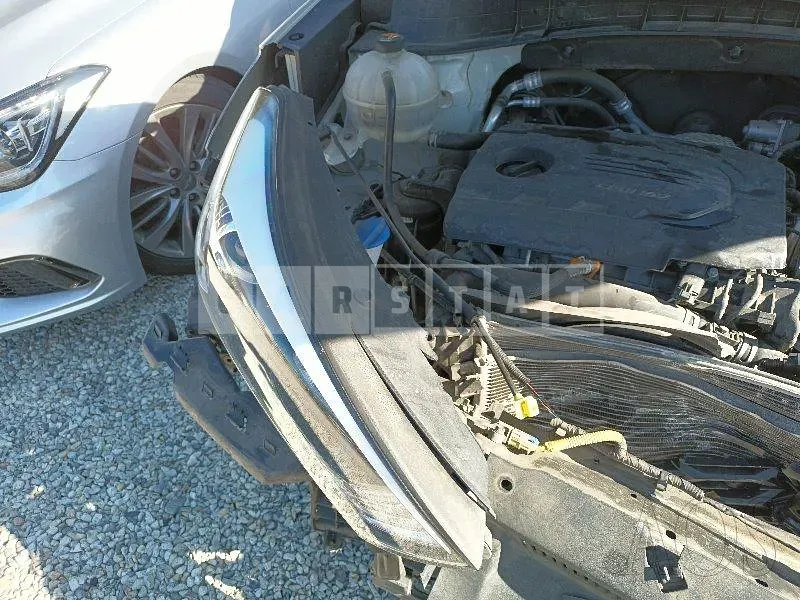 Photo 2 of 11: 2017 Hyundai Tucson 1.7, VIN KMHJ2815GJU560704 — Korean insurance auction