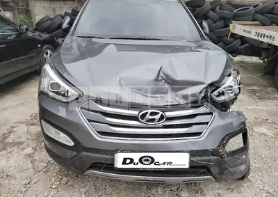 Photo 1 of 10: 2015 Hyundai Santa Fe, VIN KMHSW81UBFU320451 — Korean insurance auction