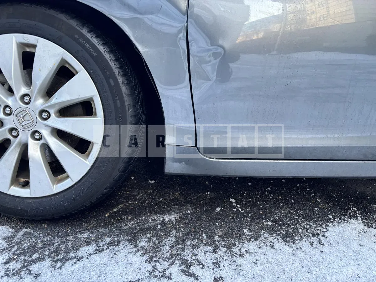 Photo 2 of 10: 2016 Honda Accord — Korean insurance auction