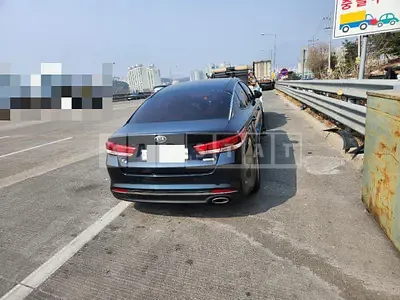 Photo 1 of 9: 2016 Kia K5 1.7 (Diesel), VIN KNAGS415GGA092587 — Korean insurance auction
