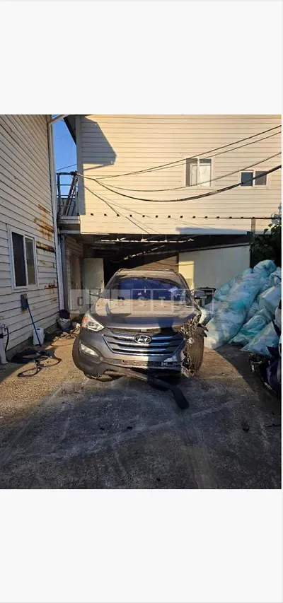Photo 1 of 32: 2015 Hyundai Santa Fe 2.0 — Korean insurance auction