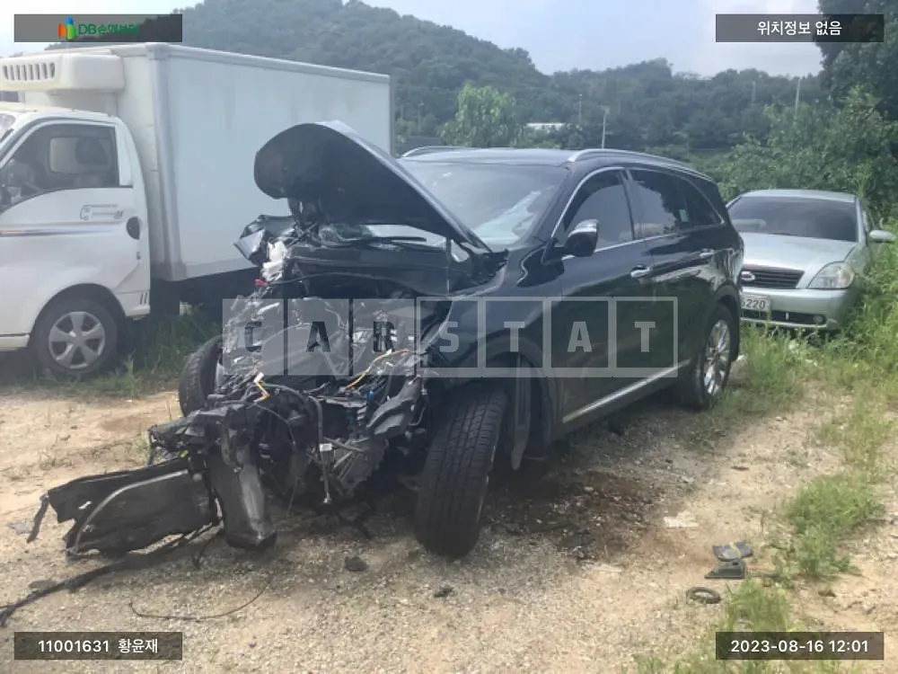 Photo 2 of 11: 2019 Kia Sorento /Sorrento, VIN KNAPS81BDKA547117 — Korean insurance auction